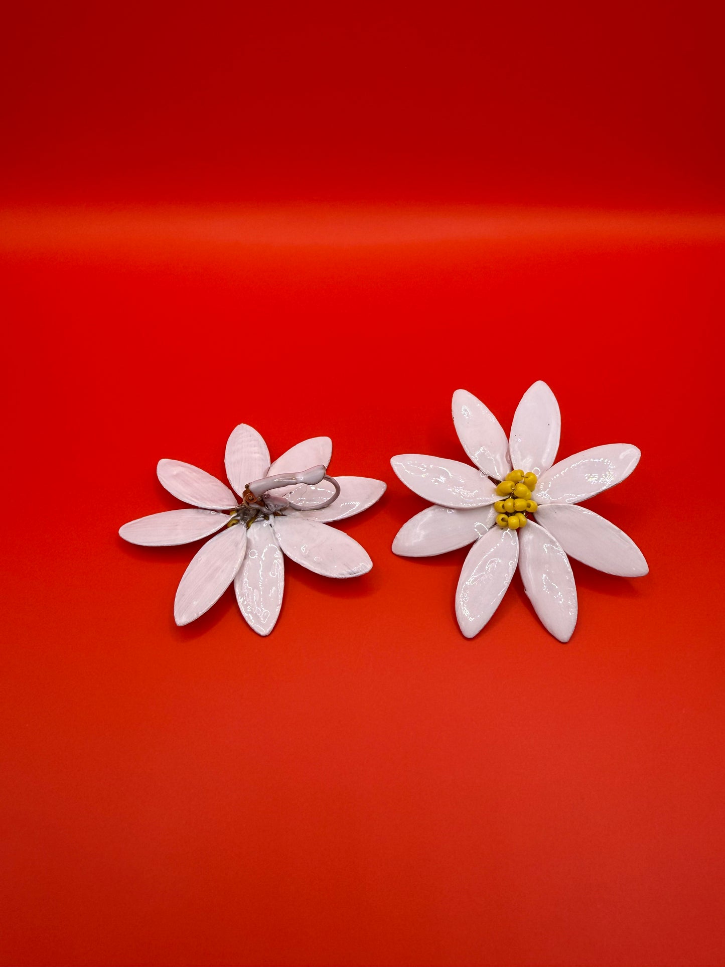 Classic Daisy earrings