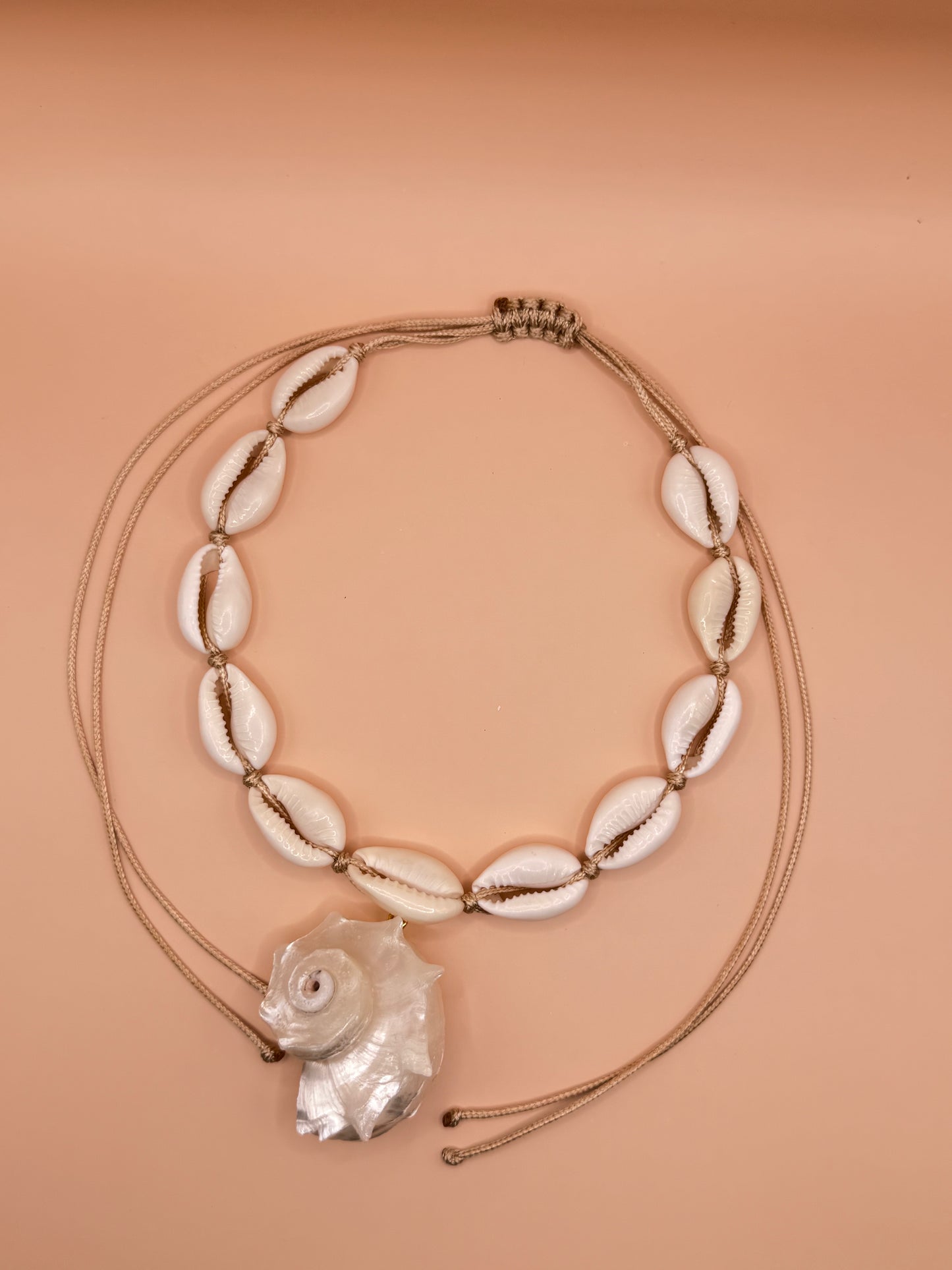 Mermaid call necklace