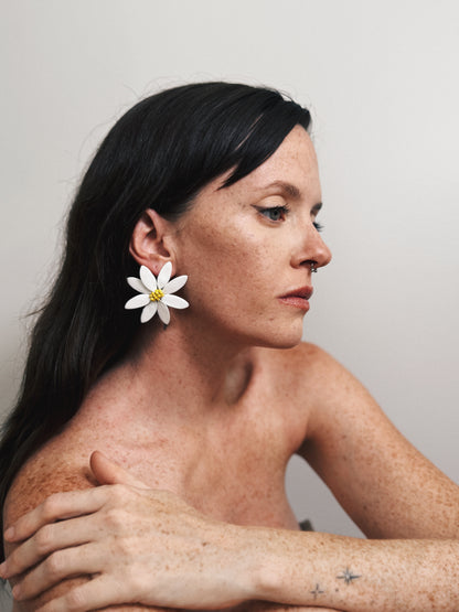Classic Daisy earrings